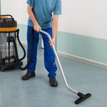 Four Reasons to Use a Steam Cleaning Machine